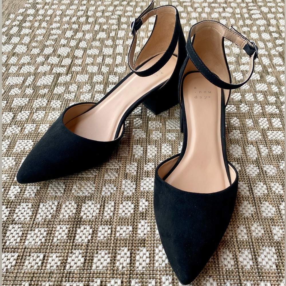 A New Day- pointed Toe Block Heel- Black- Women’s size 8- Never Worn